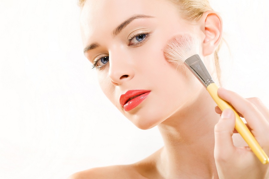 reti-dora-sminkiskola-sminkoktatas-beauty-smink (10) sminkiskola, sminktanfolyam képe